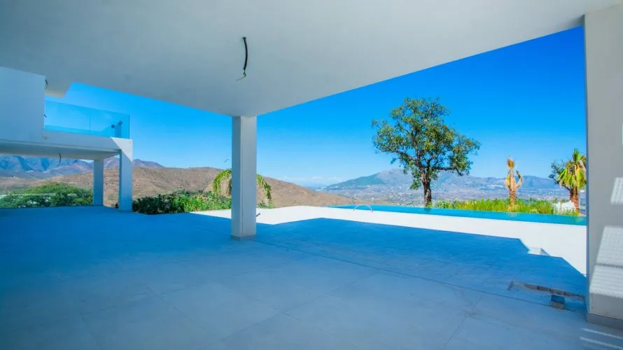 Villa de 4 dormitorios en Marbella, Spain No. 30525 № 19