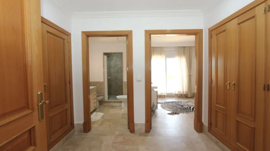 Villa de 6 dormitorios en Marbella, Spain No. 30637 № 21