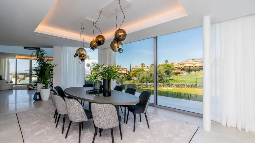 Villa de 4 dormitorios en Marbella, Spain No. 30635 № 14