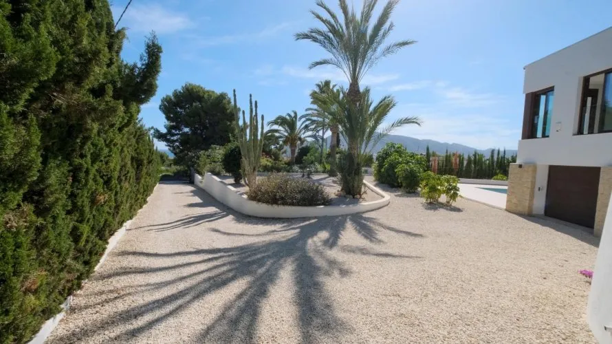 Villa de 4 dormitorios en Altea, Spain No. 30926 № 19