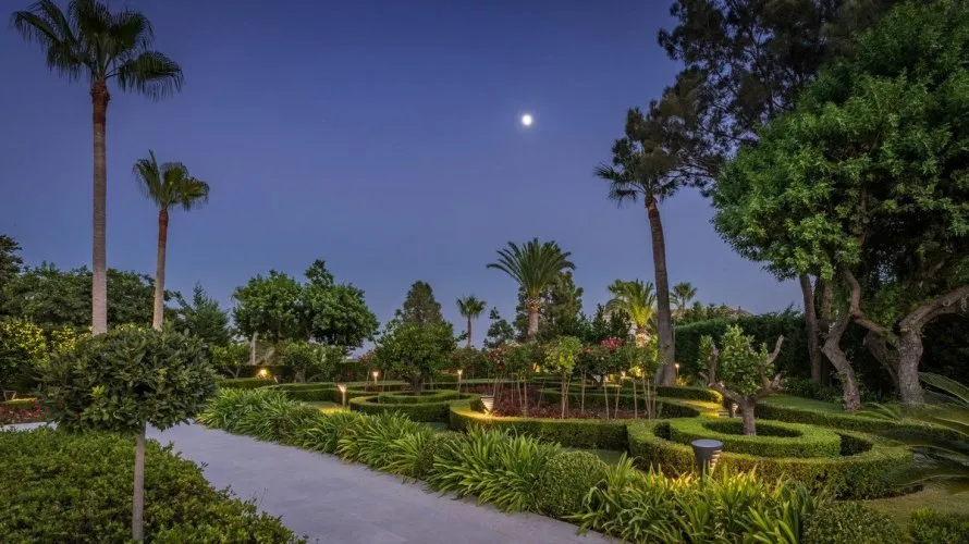 Villa de 7 dormitorios en Marbella, Spain No. 30619 № 8