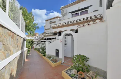 Casa adosada de 2 dormitorios en Mijas Costa, Spain No. 31147