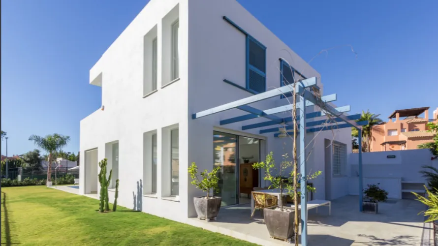 Villa de 4 dormitorios en Cortes (San Pedro De Alcantara), Spain No. 31128 № 26