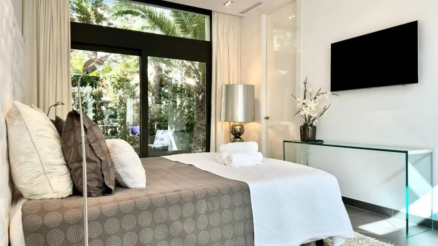 Villa de 4 dormitorios en Altea, Spain No. 30662 № 24