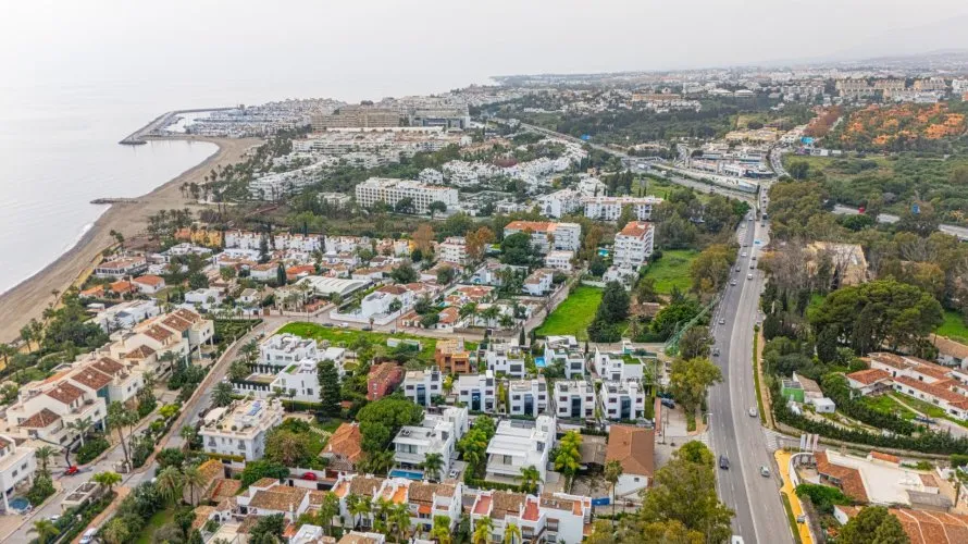 Villa de 4 dormitorios en Marbella, Spain No. 30769 № 5