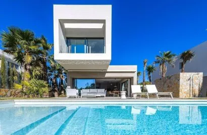 Villa de 134m² en San Miguel de Salinas, Spain No. 30973