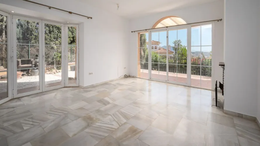 Casa adosada de 3 dormitorios en Mijas Costa, Spain No. 31136 № 25