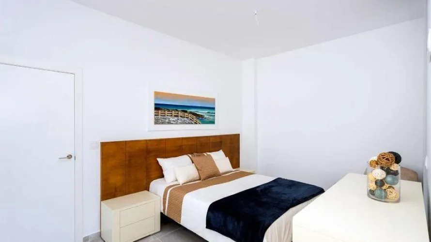 Villa de 3 dormitorios en Daya Nueva, España No. 31832 № 16