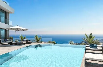 Villa de 4 dormitorios en Calpe, Spain No. 31823