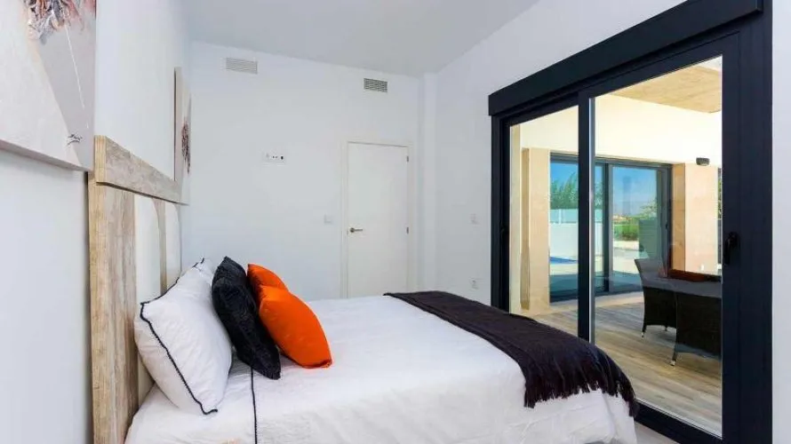 Villa de 3 dormitorios en Daya Nueva, España No. 31832 № 19