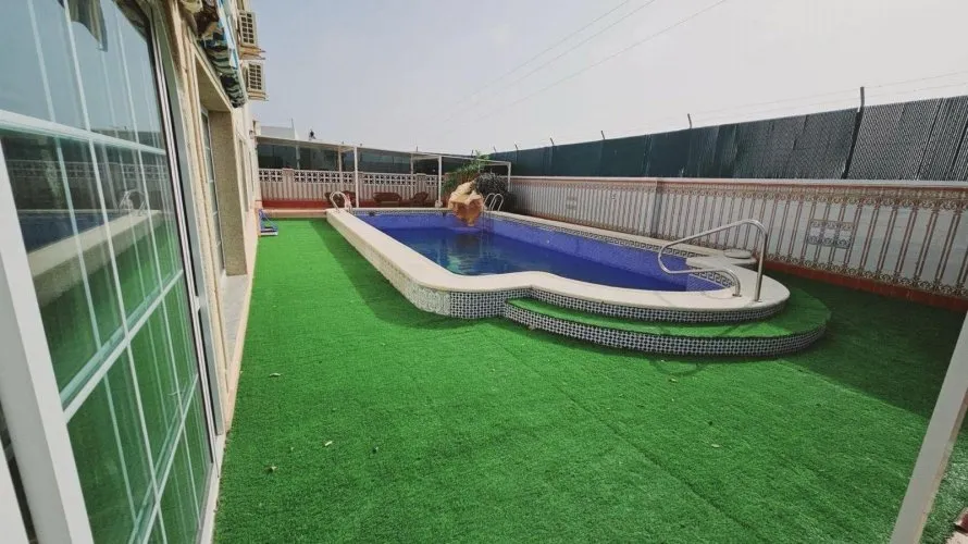 Villa de 5 dormitorios en Torrevieja, España No. 32081 № 19