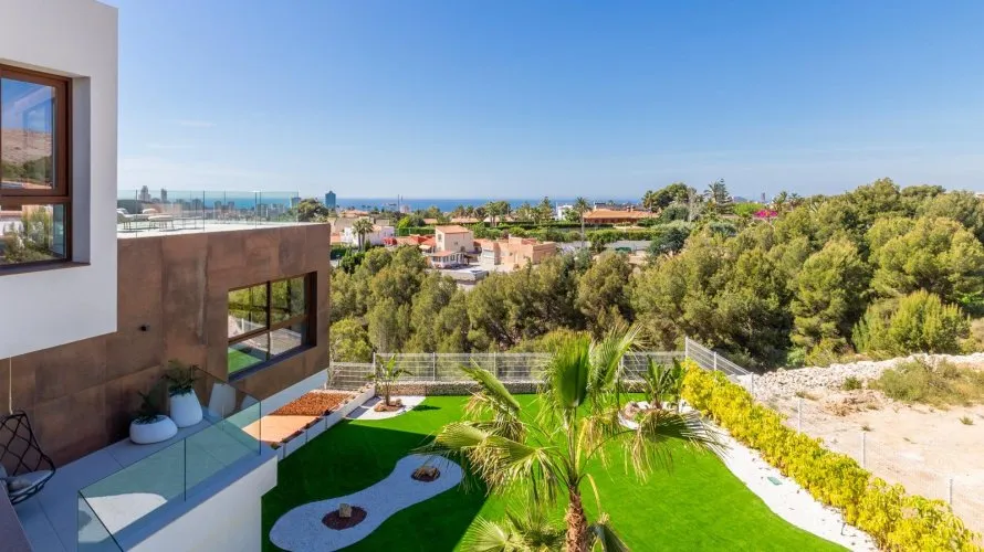 Villa de 4 dormitorios en Benidorm, Spain No. 31944 № 7