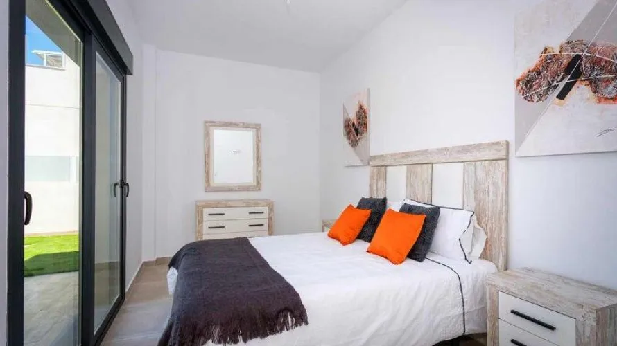 Villa de 3 dormitorios en Daya Nueva, España No. 31832 № 21