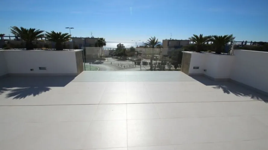 Villa de 197m² en La Zenia, España No. 31812 № 14