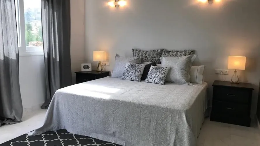 Villa de 4 dormitorios en Albir, España No. 31999 № 8