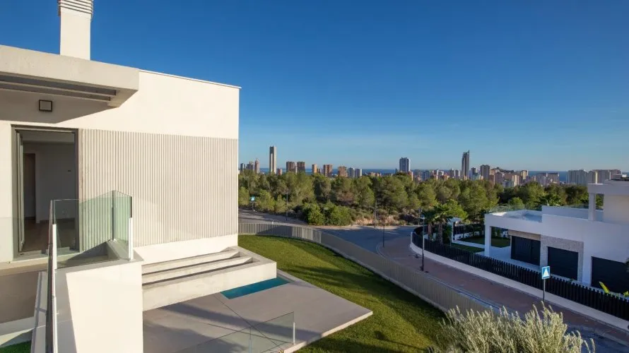 Villa de 4 dormitorios en Finestrat, España No. 32067 № 4