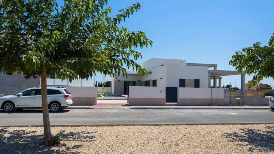 Villa de 3 dormitorios en Daya Nueva, España No. 31832 № 6