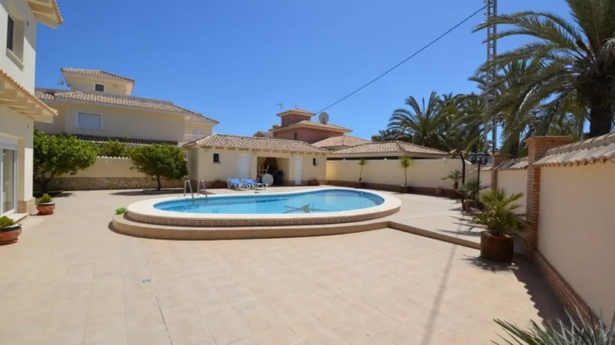 Villa de 276m² en Cabo Roig, Spain No. 31816 № 26