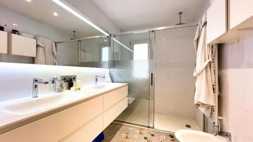 Villa de 6 dormitorios en Benidorm, Spain No. 31806 № 3