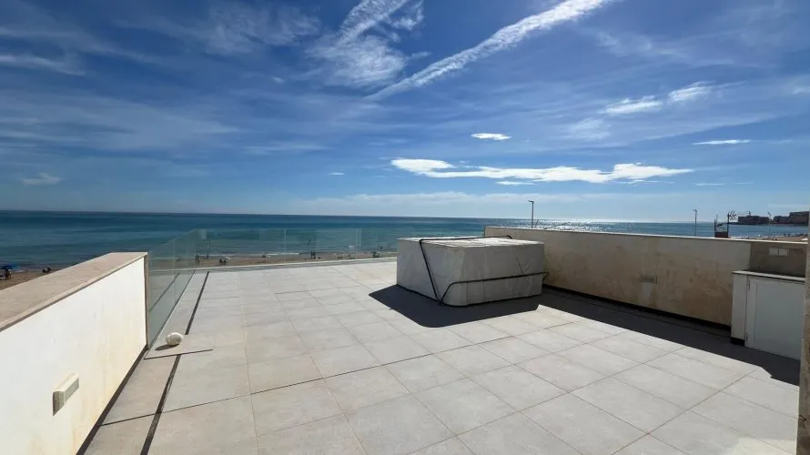 Villa de 5 dormitorios en La Mata, España No. 32034 № 1
