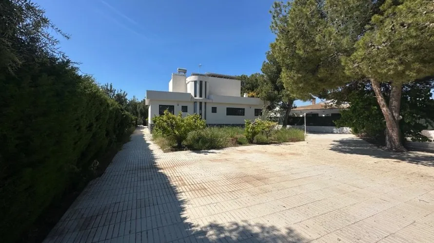 Villa de 5 dormitorios en San Vicente del Raspeig, España No. 32255