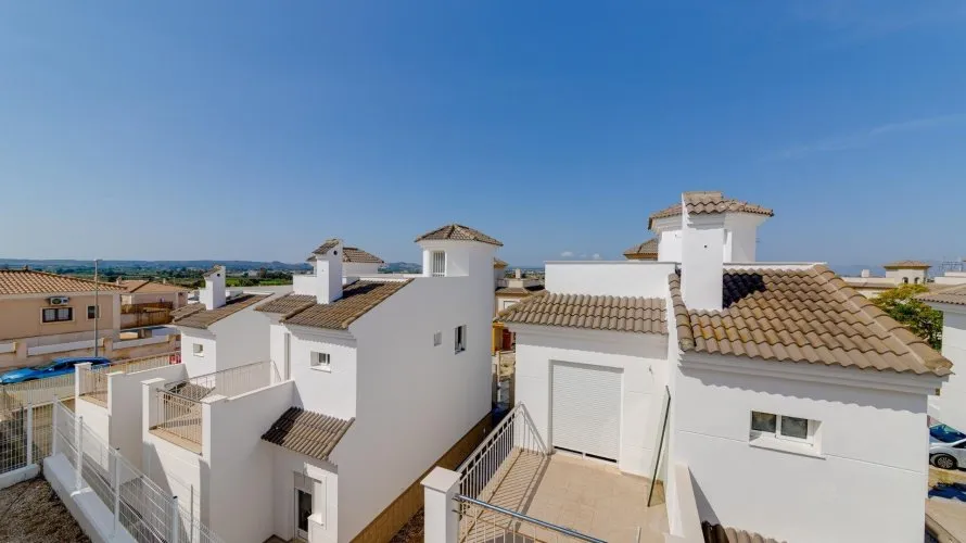 Villa de 3 dormitorios en San Fulgencio, Spain No. 31950