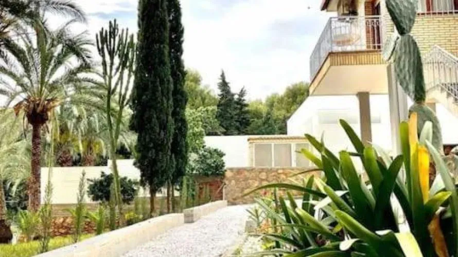 Villa de 4 dormitorios en Campoamor, España No. 32018 № 26