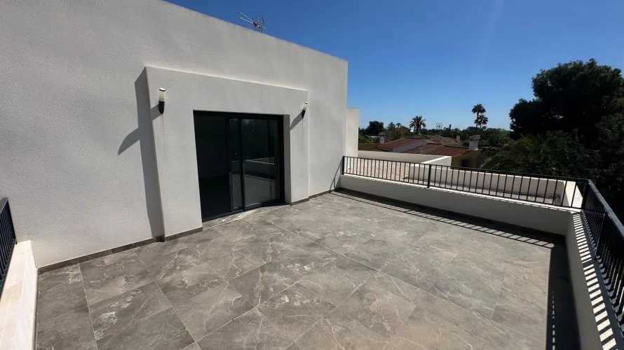 Villa de 5 dormitorios en San Vicente del Raspeig, España No. 32255 № 28