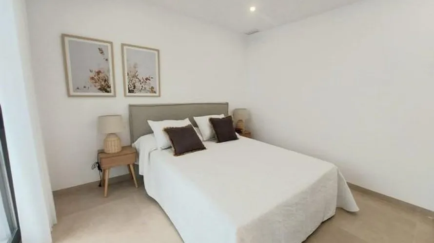 Villa de 3 dormitorios en San Pedro del Pinatar, España No. 31966 № 1