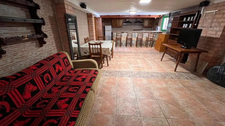 Villa de 480m² en Benidorm, España No. 32051 № 1