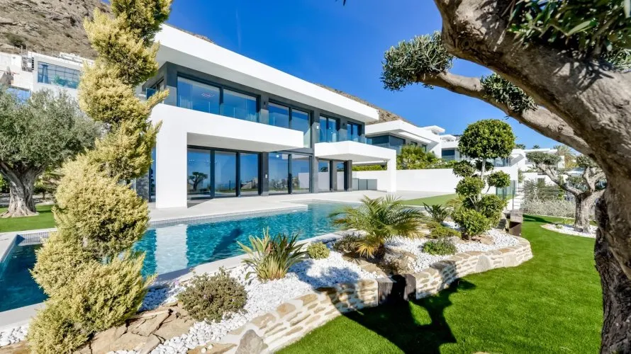 Villa de 7 dormitorios en Finestrat, Spain No. 32073 № 3