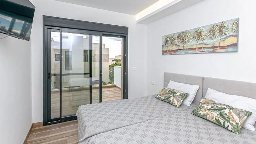 Villa de 120m² en Los Montesinos, España No. 32271 № 27