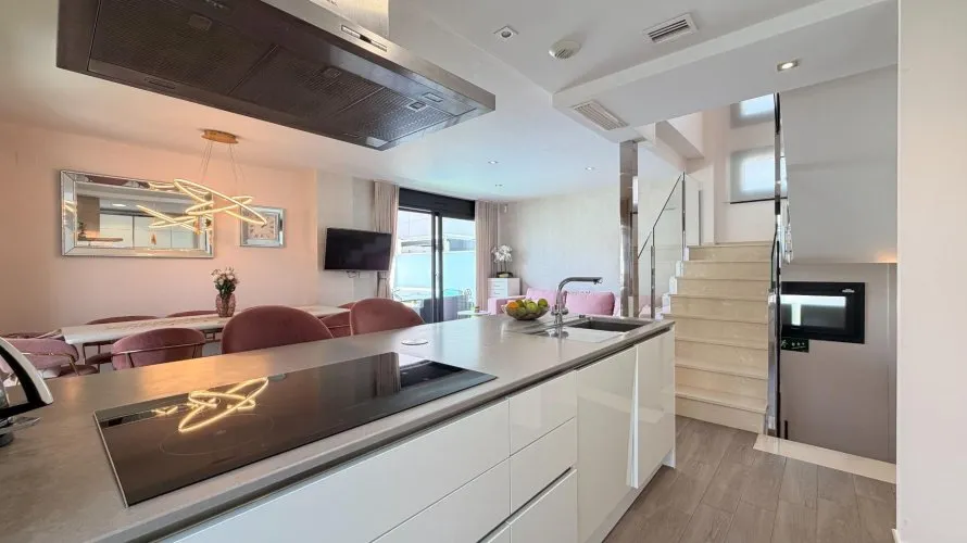 Villa de 5 dormitorios en Torrevieja, España No. 32292 № 11