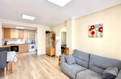Bungalow de 2 dormitorios en Torreblanca, España No. 32273