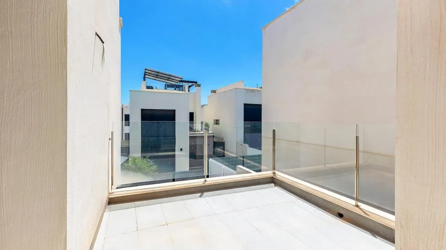 Villa de 3 dormitorios en La Florida, España No. 32276 № 27
