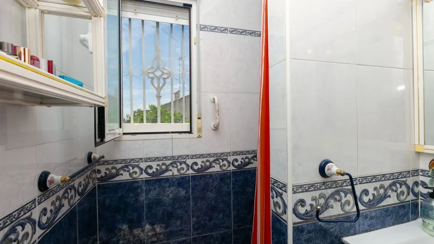 Villa de 158m² en Cabo Roig, Spain No. 32297 № 28
