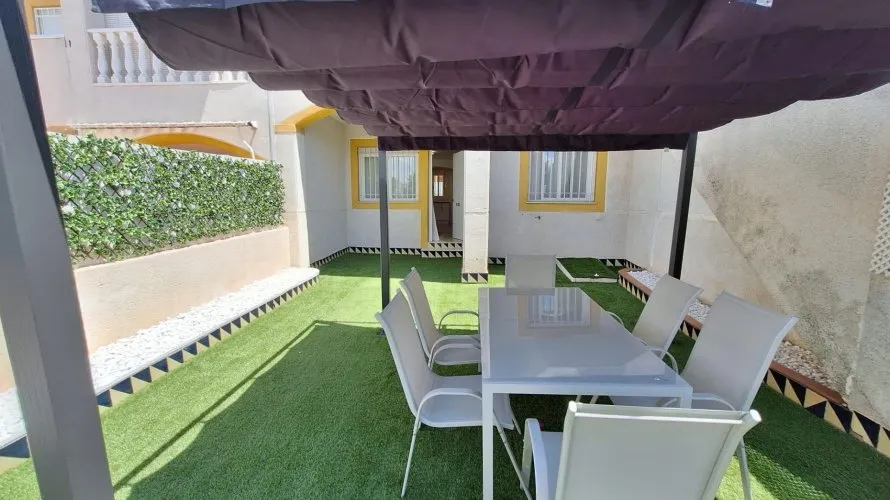 Bungalow de 1 dormitorio en Torrevieja, España No. 32275 № 17