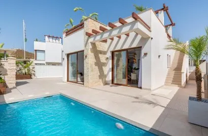 Villa de 3 dormitorios en Vera, España No. 32323