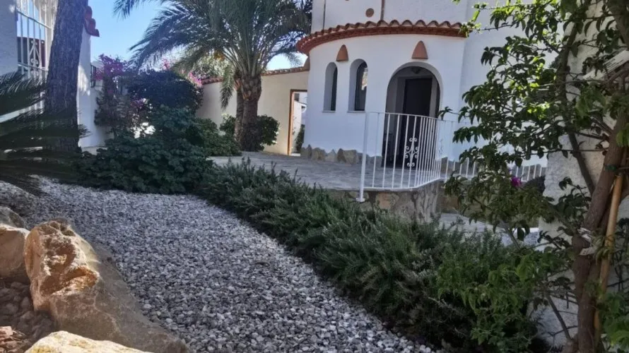 Villa de 4 dormitorios en Benitachell, España No. 32336 № 24