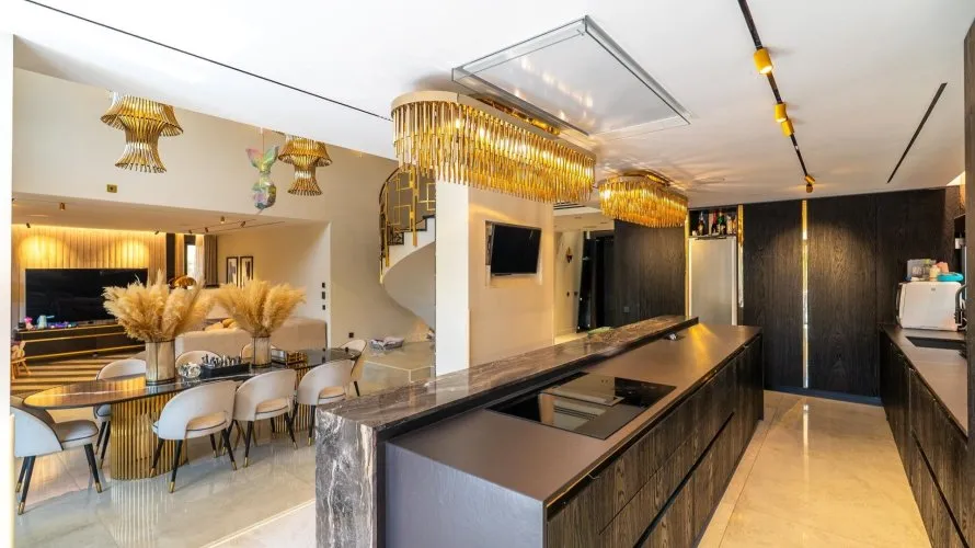 Villa de 4 dormitorios en Pozuelo de Alarcón, España No. 32369 № 17