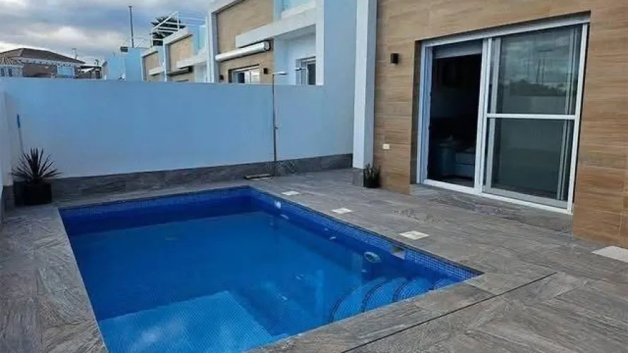 Villa de 3 dormitorios en Avileses, España No. 32370 № 1