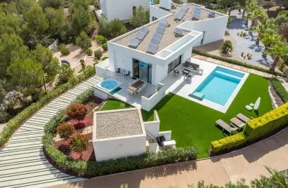 Villa de 4 dormitorios en Orihuela, España No. 32319