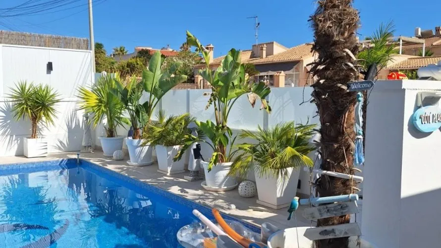 Villa de 106m² en Torrevieja, España No. 32321 № 3