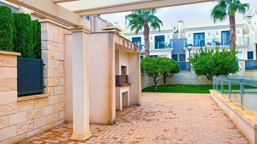 Villa de 5 dormitorios en La Zenia, España No. 32327 № 15