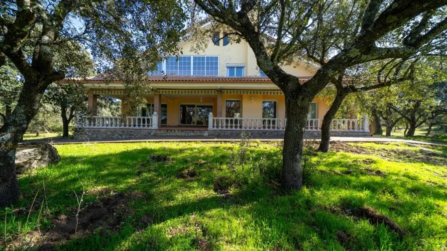 Villa de 8 dormitorios en Colmenarejo, España No. 32361 № 10