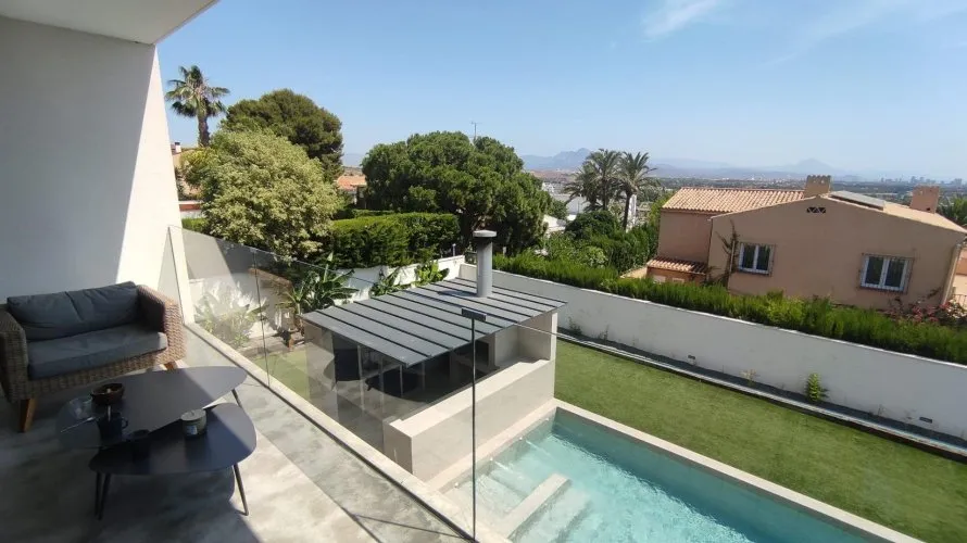 Villa de 5 dormitorios en Alicante, España No. 32428 № 23
