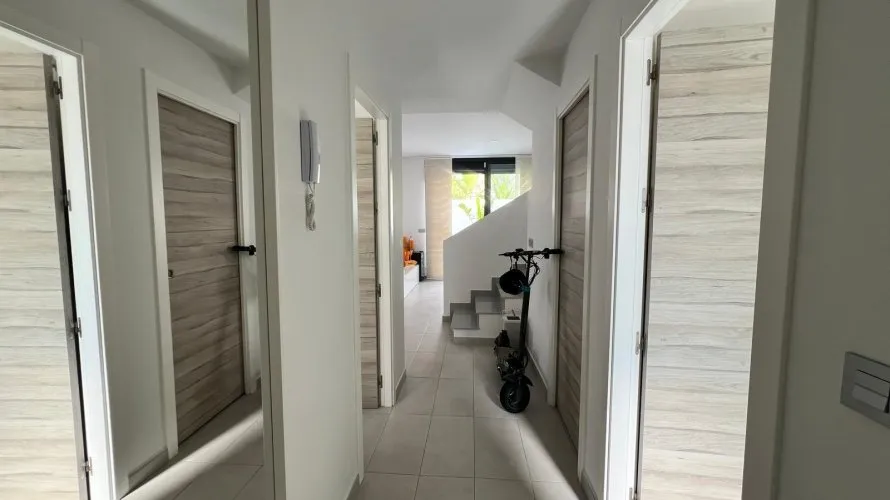 Villa de 3 dormitorios en Alicante, España No. 32399 № 26