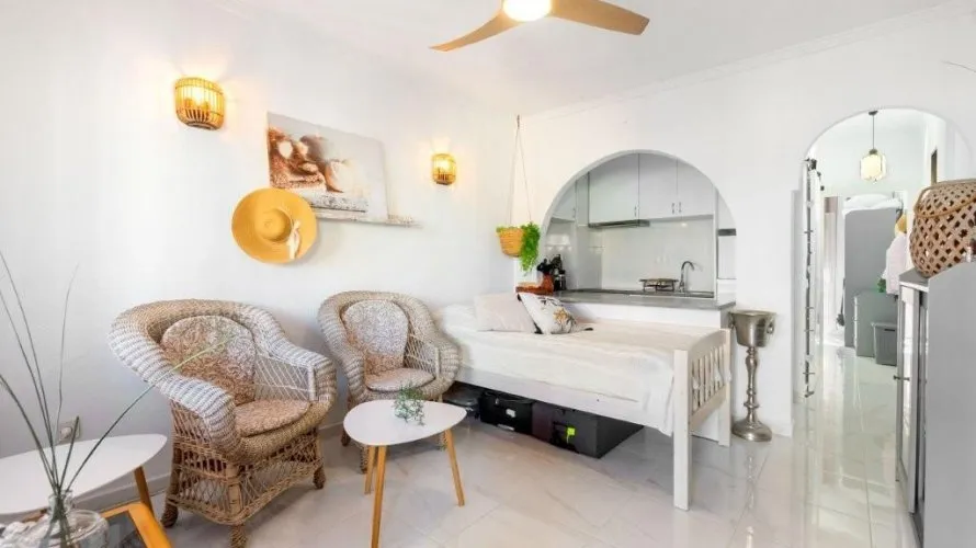 Bungalow de 1 dormitorio en Torrevieja, España No. 32463 № 12