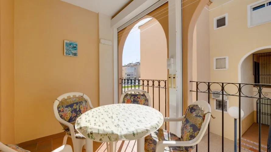 Bungalow de 60m² en Torrevieja, España No. 32468 № 23