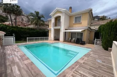 Villa de 5 dormitorios en Cullera, España No. 32400